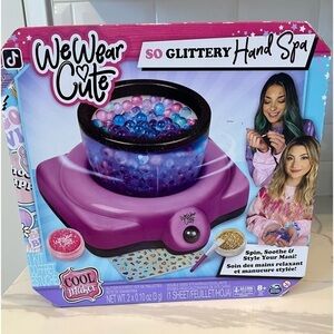 Cool Maker We Wear Cute So Glittery Hand Spa for Ages 8 and up NEW IN BOX